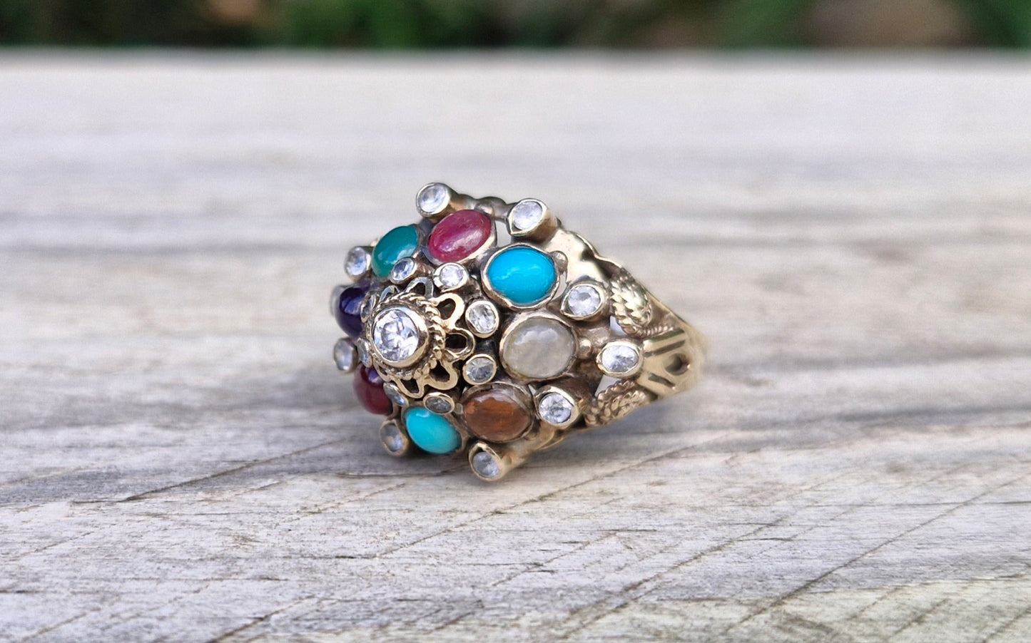 10ct Gold Vintage Thai Harem Ring - Size O 1/2