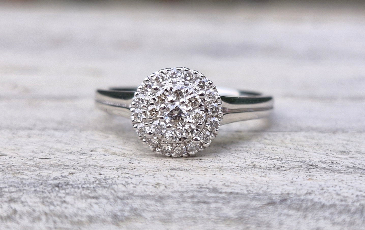 9ct White Gold Modern Diamond Halo Ring - Size O *Scrap Price*