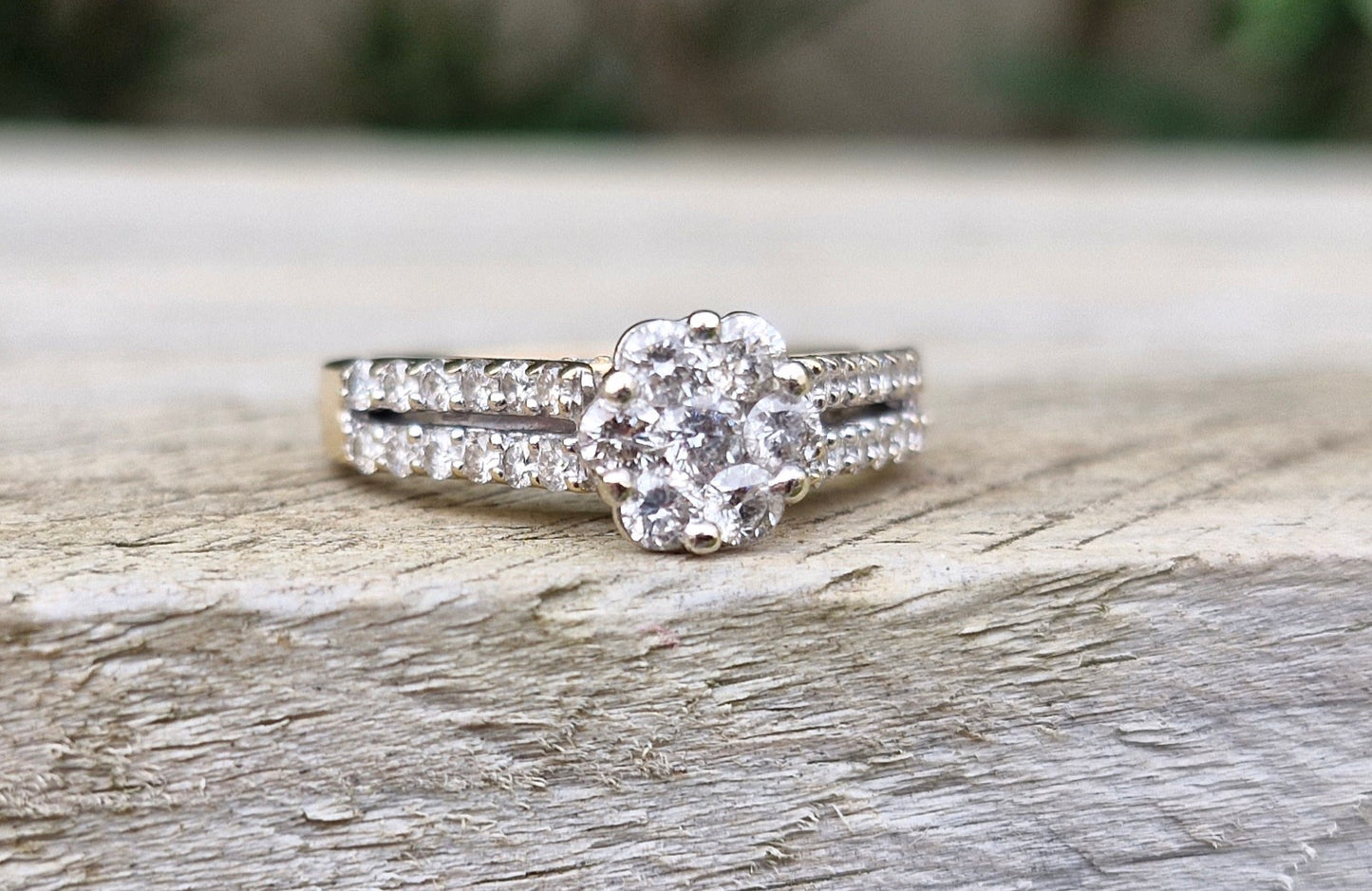 10ct Gold Diamond Ring - Size M