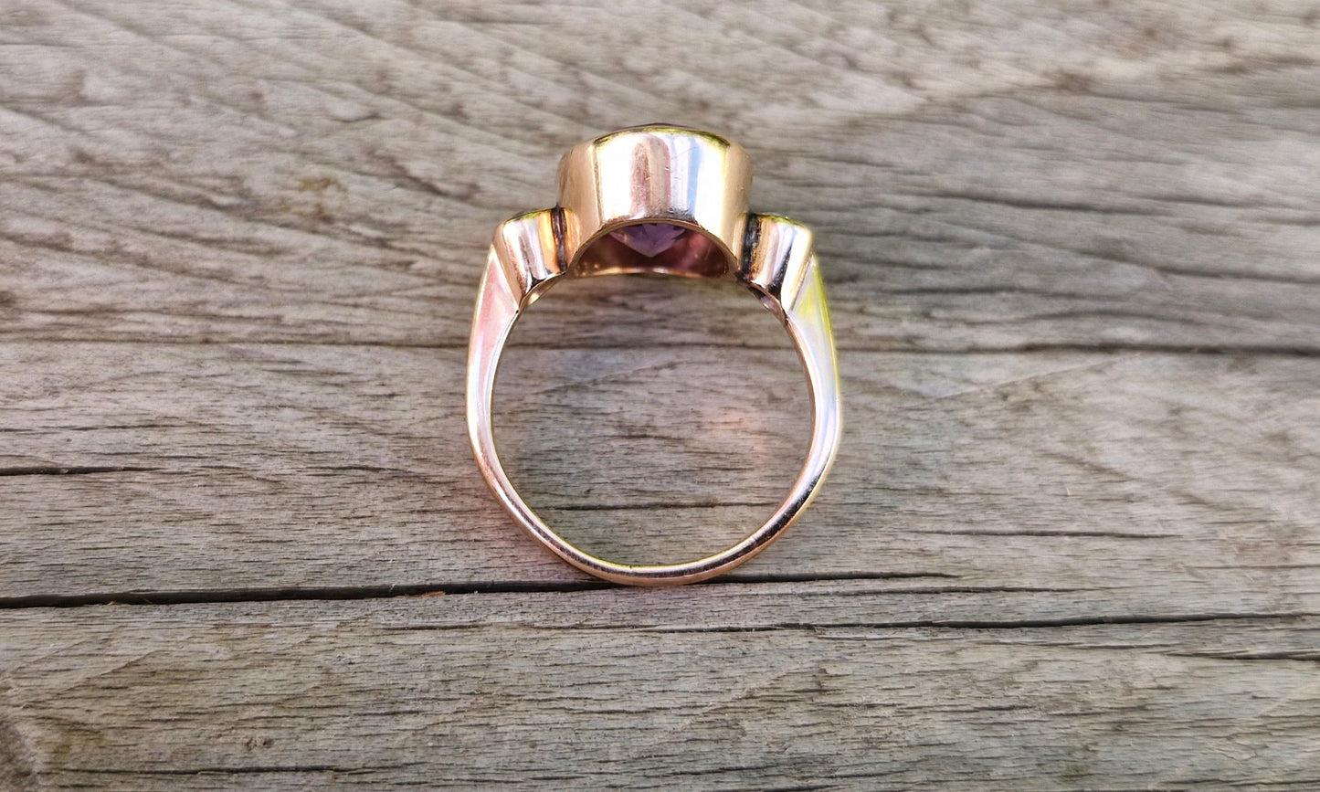 Fabulous 14ct Gold, Natural Amethyst and Diamond Ring - Size L 1/2