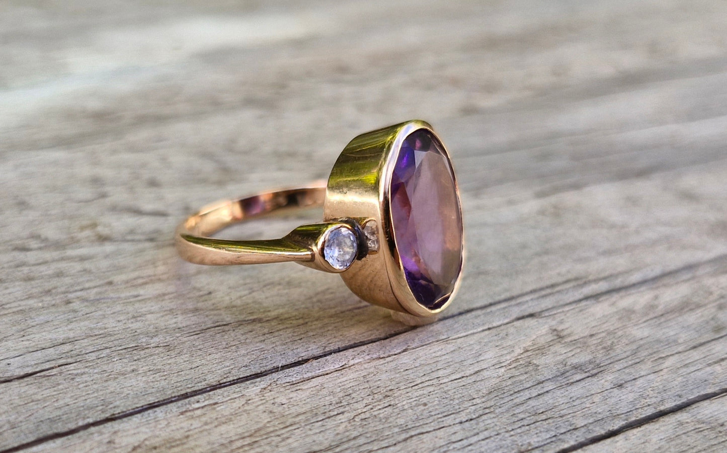 Fabulous 14ct Gold, Natural Amethyst and Diamond Ring - Size L 1/2