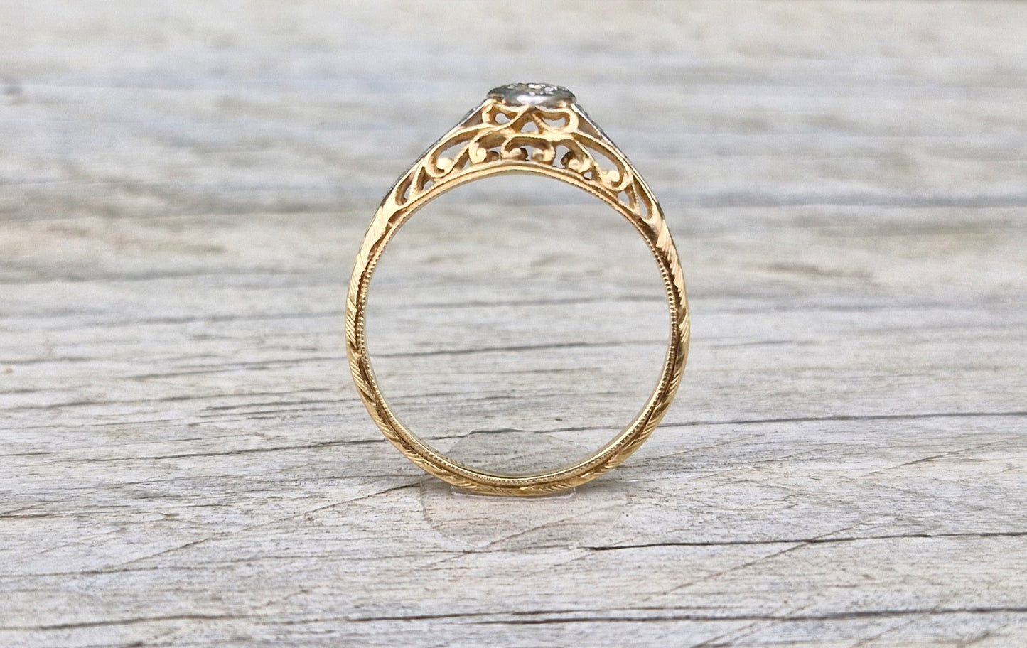 Vintage 18ct Gold Diamond Ring, Impressive Hand Engraved Shank - Size N 1/2