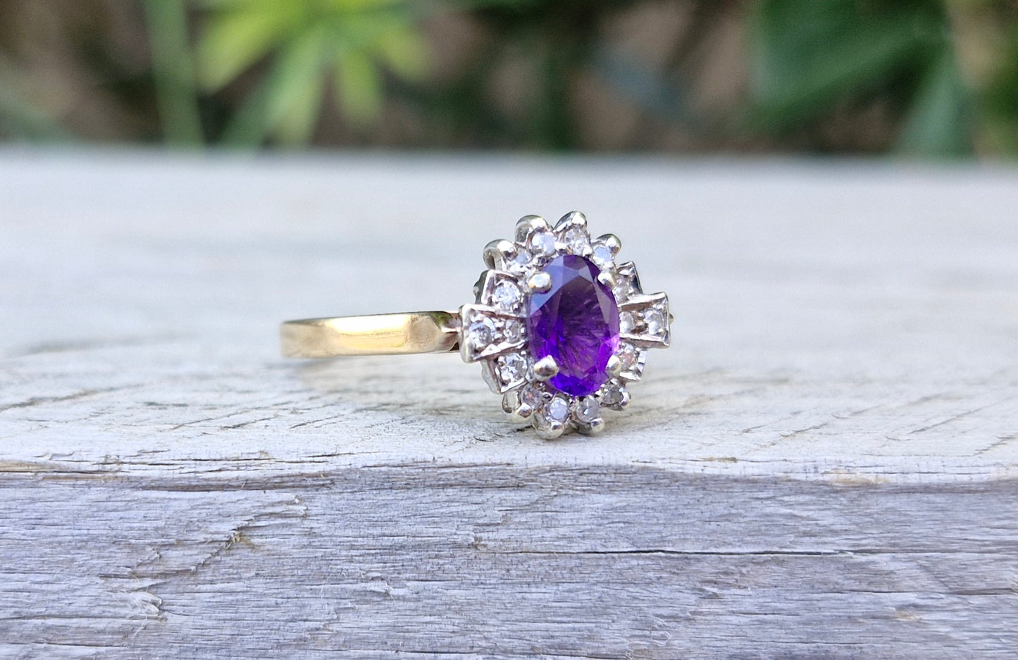 Vintage 9ct Gold Amethyst & Diamond Ring - Size R