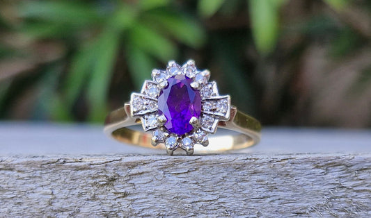 Vintage 9ct Gold Amethyst & Diamond Ring - Size R