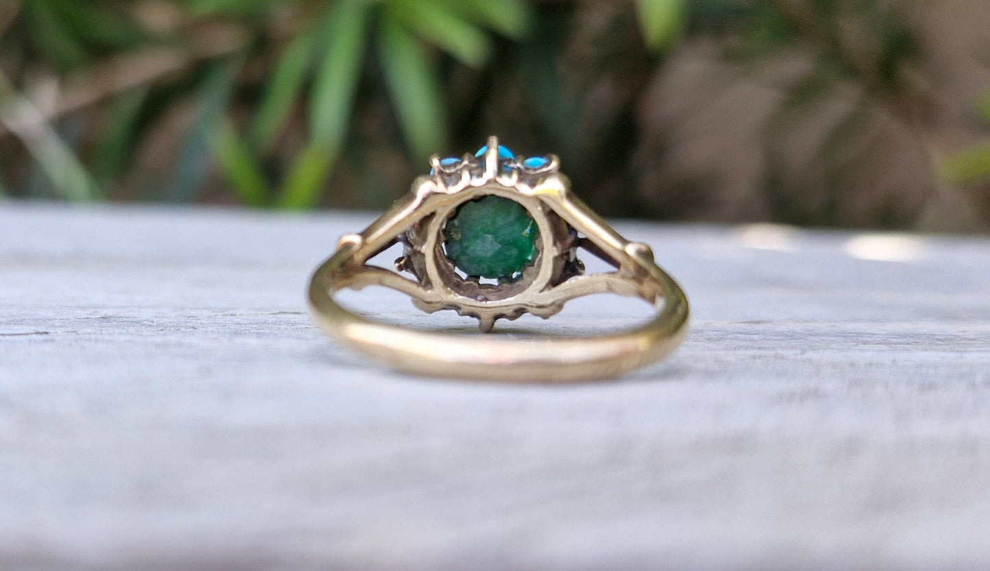 9ct Gold Vintage Turquoise Daisy Ring - Size N
