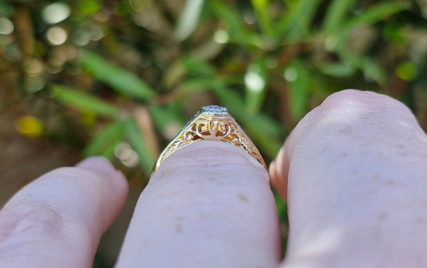 18ct Gold & Platinum, Vintage Diamond Ring - Size K *Scrap Price*