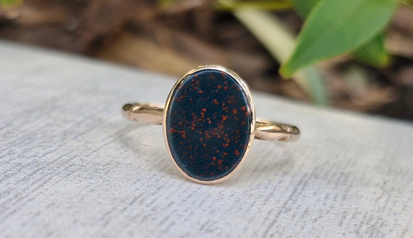 1910-1930 Australian History - Antique Bloodstone Ring in 9ct Rosy Gold - Size O 1/2