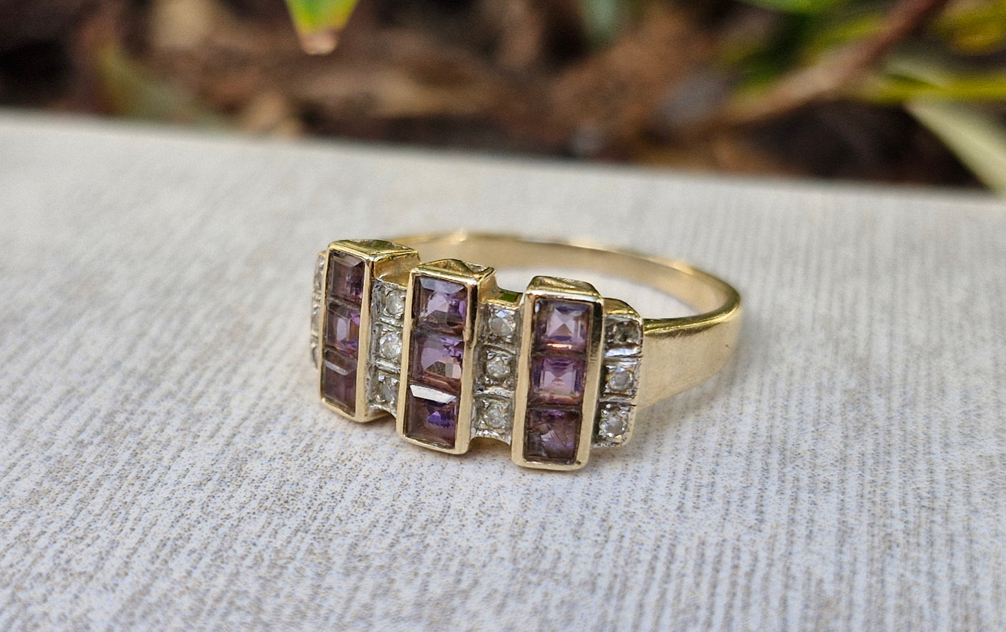 10ct Vintage Gold Ring, Amethyst and Diamonds - Size O
