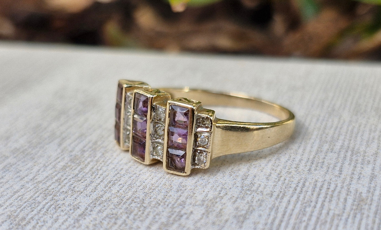 10ct Vintage Gold Ring, Amethyst and Diamonds - Size O
