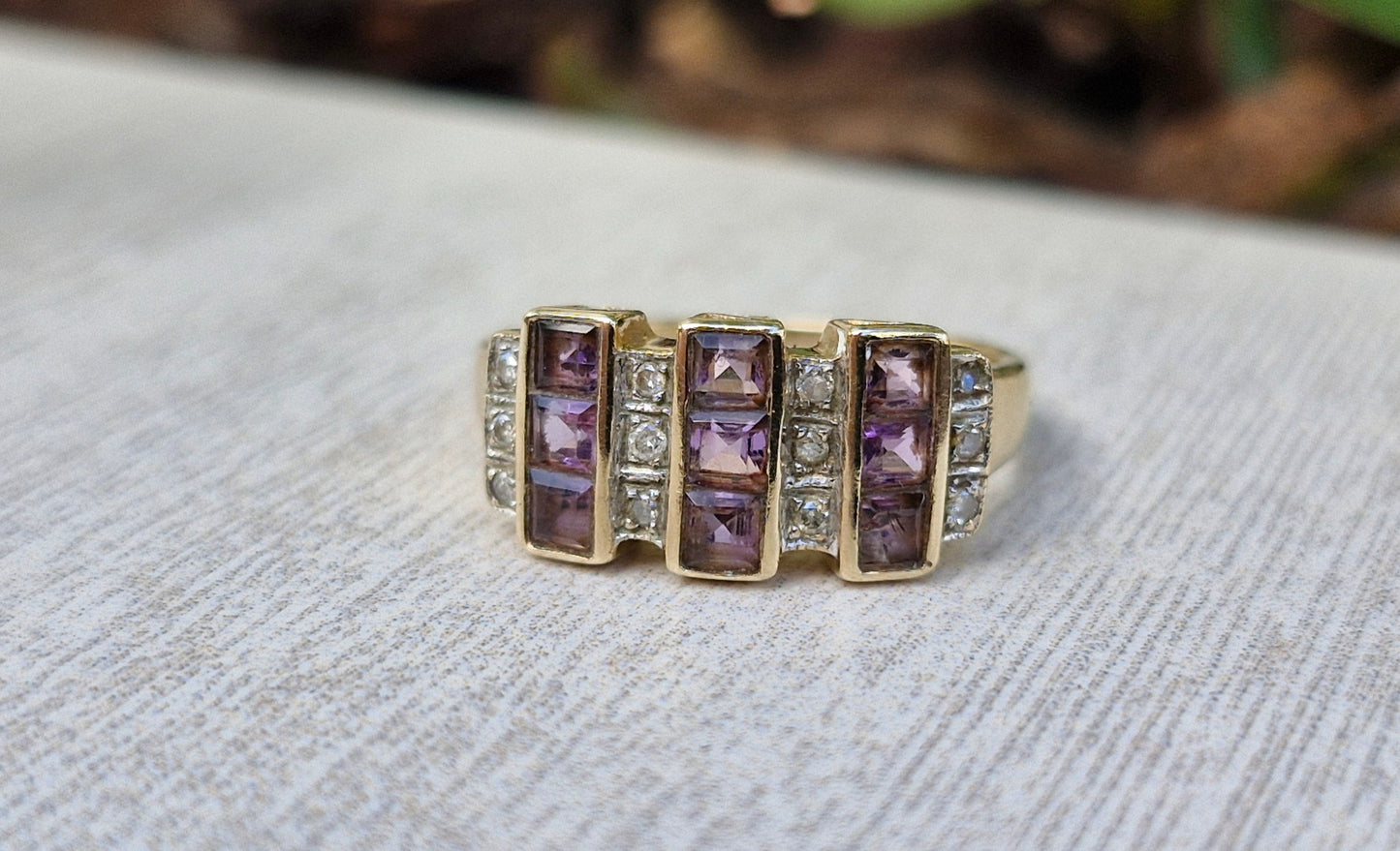 10ct Vintage Gold Ring, Amethyst and Diamonds - Size O