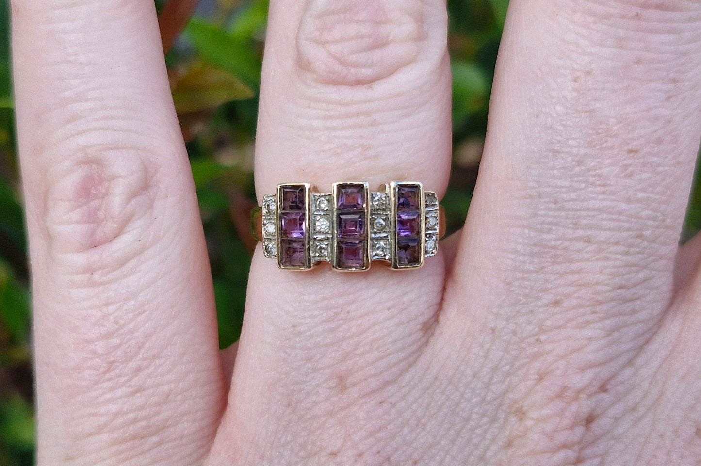 10ct Vintage Gold Ring, Amethyst and Diamonds - Size O