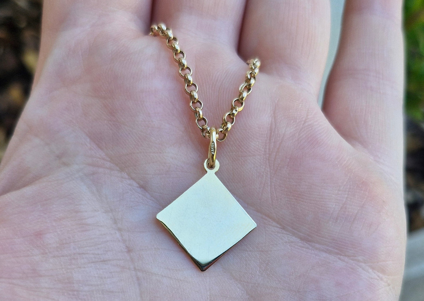 Modern 9ct Gold Square Pendant - Ready for Engraving *Priced at Scrap*