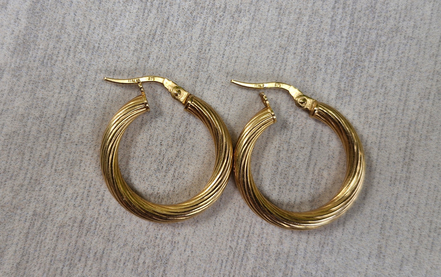9ct Yellow Gold Creole Hoop Earrings