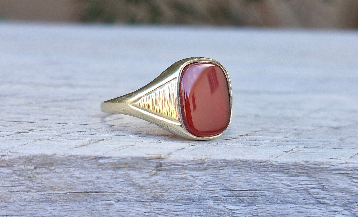 9ct Gold Vintage Carnelian Signet Ring - Size V