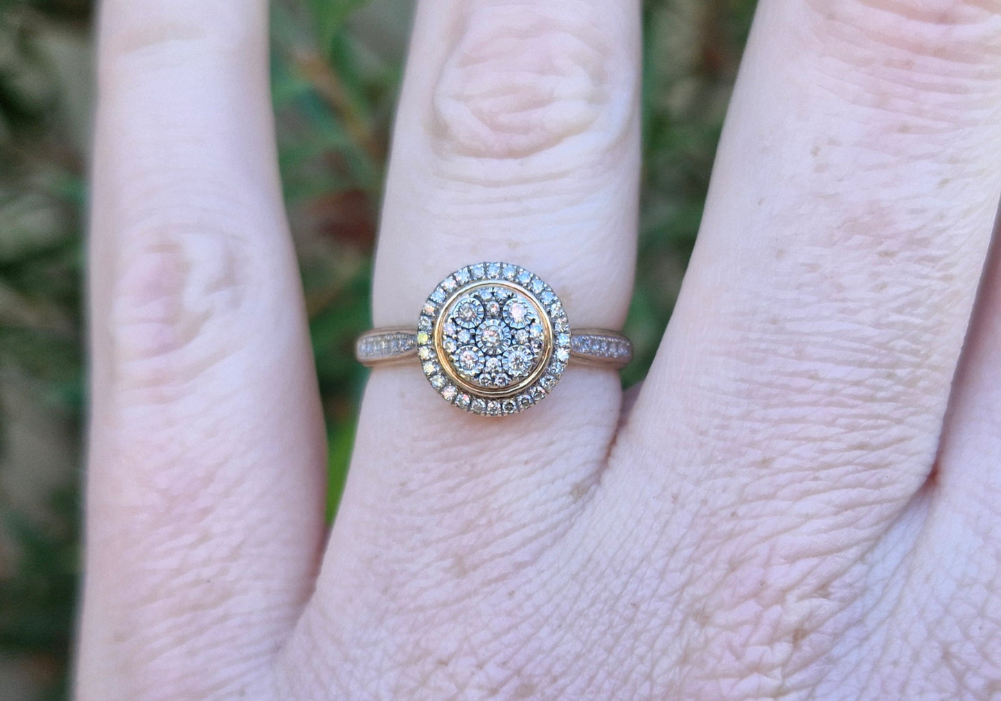 9ct Gold Diamond Ring - Size O 1/2