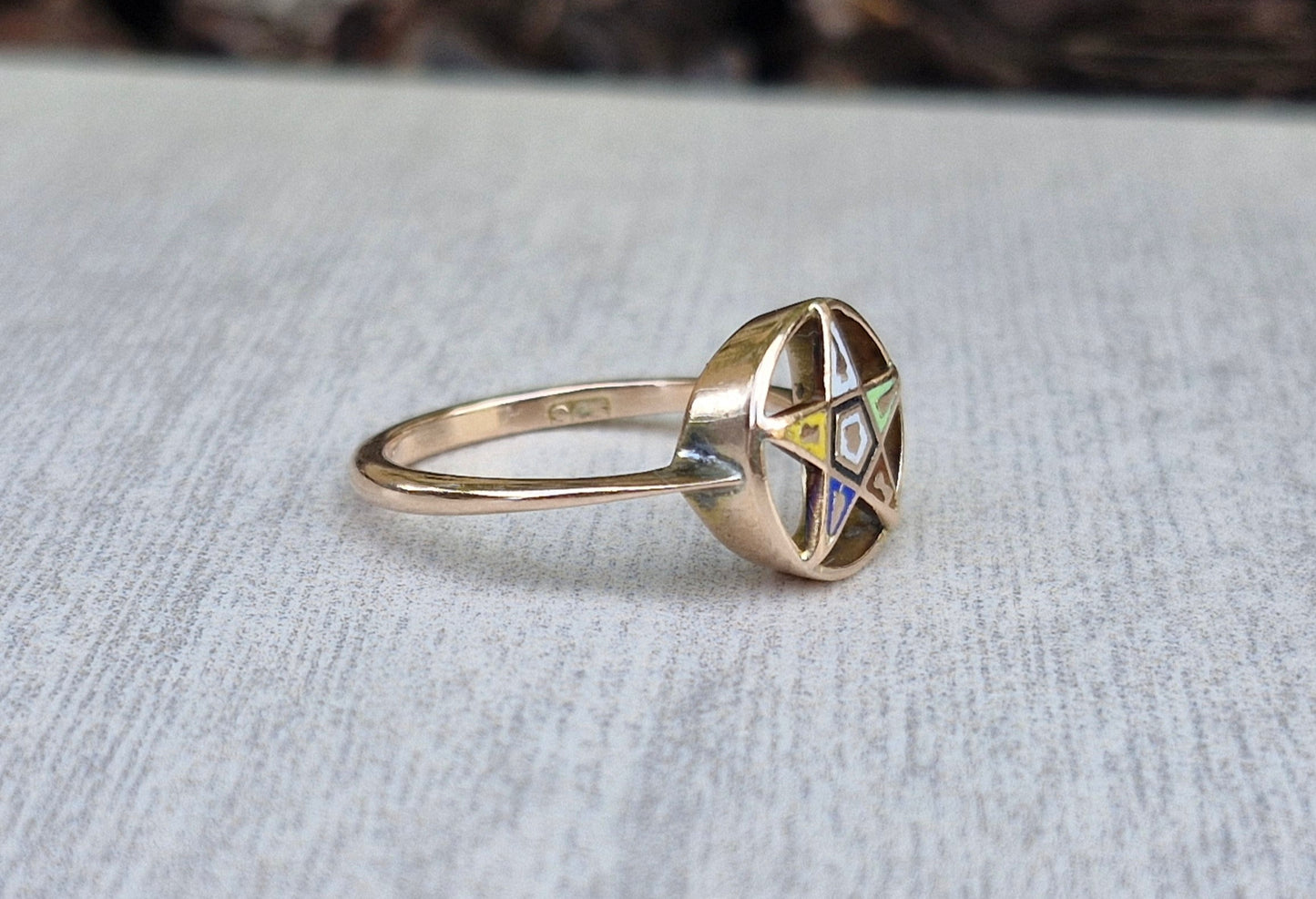 9ct Gold Antique Ring, Freemason; Order of the Eastern Star - Size N 1/2