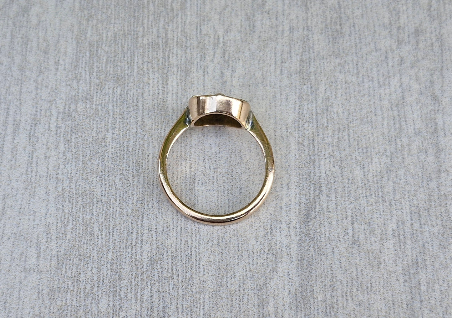 9ct Gold Antique Ring, Freemason; Order of the Eastern Star - Size N 1/2