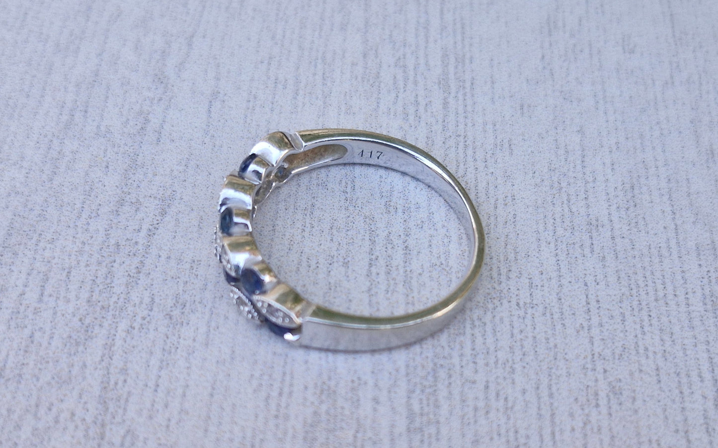 10ct White Gold, Michael Hill Jewellers, Sapphire & Diamond Band