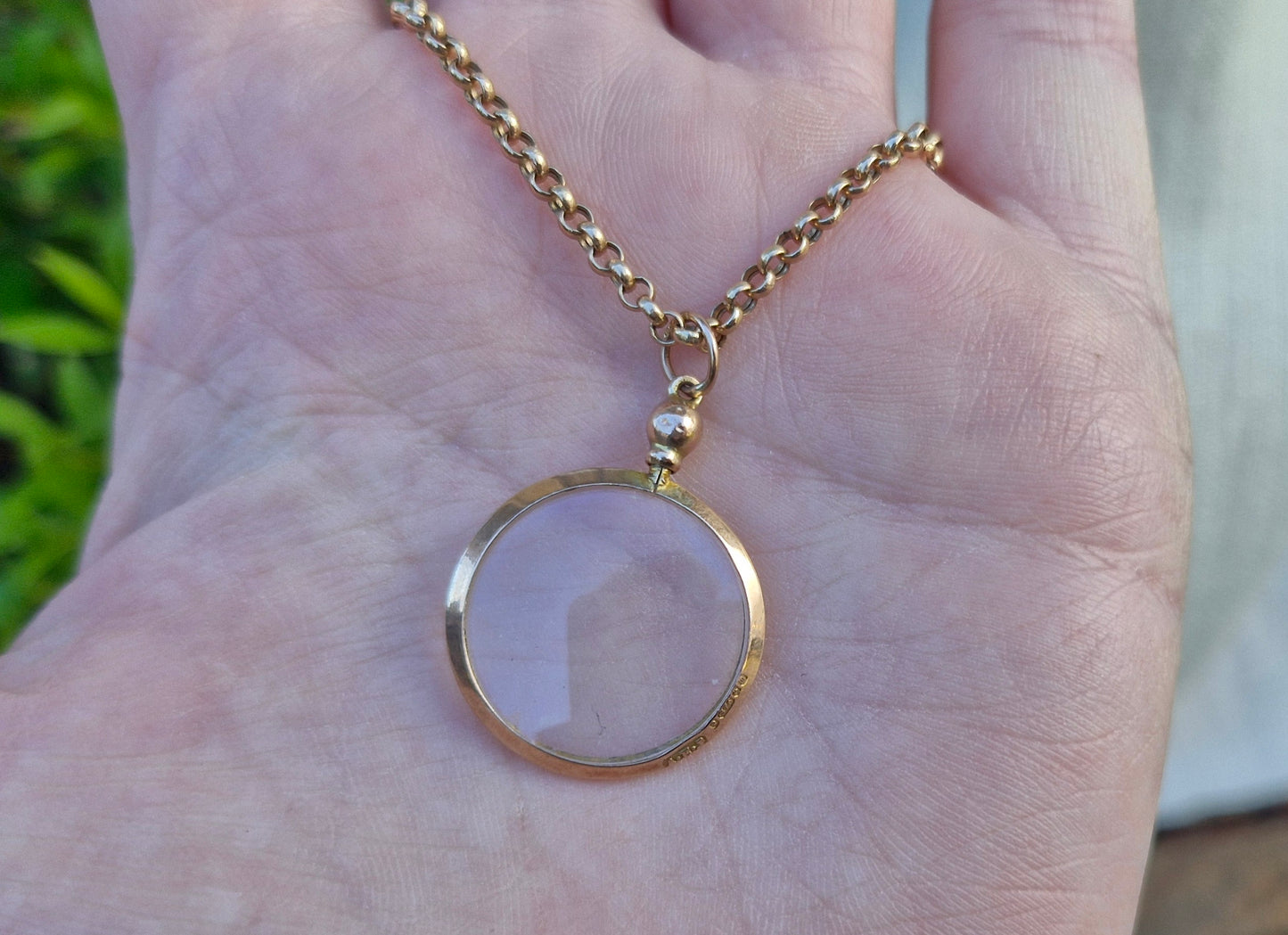 Circa 1911 - Double Sided Glass Photo Memento Pendant, 9ct Gold