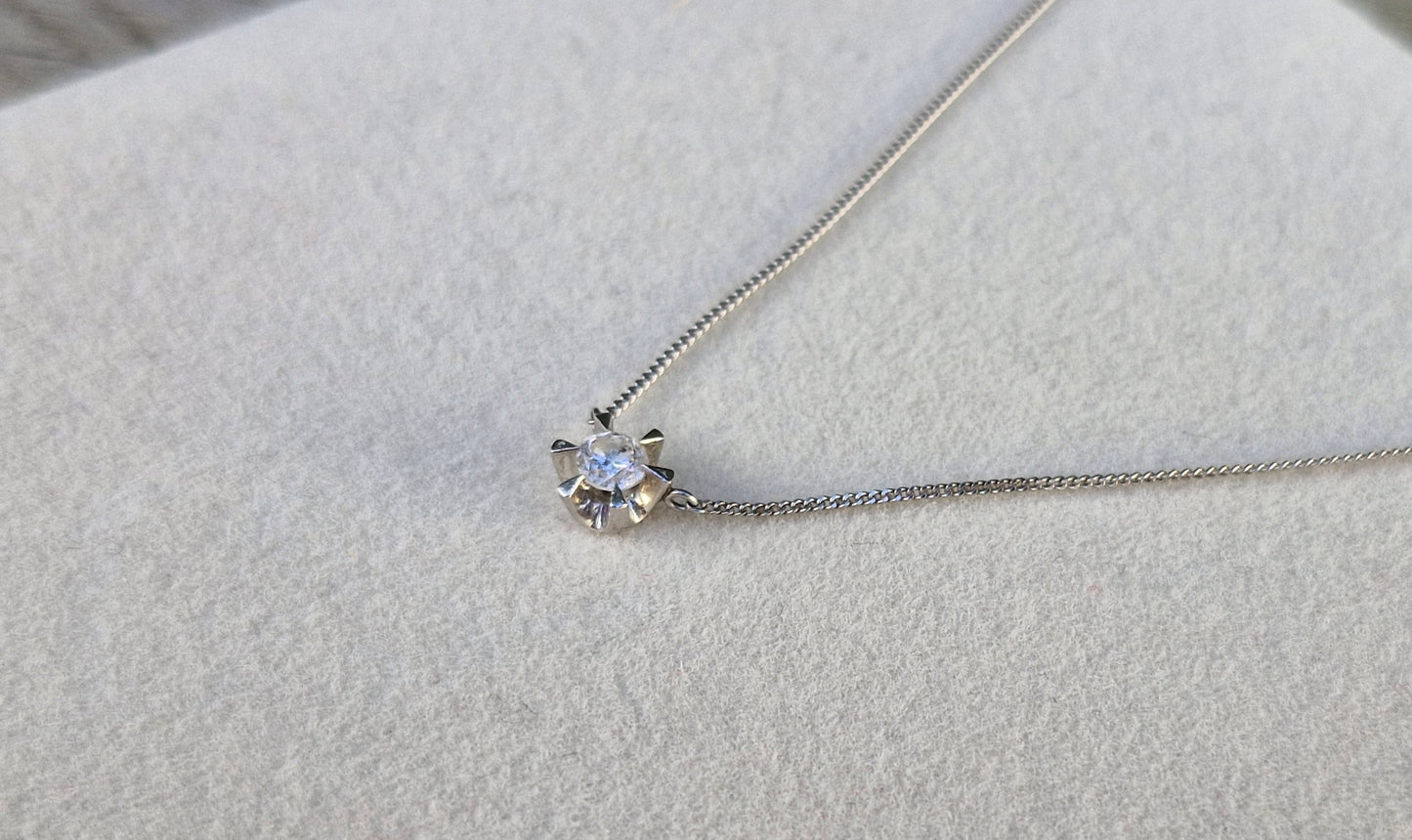Platinum and 0.20ct Diamond Necklace - 41cms