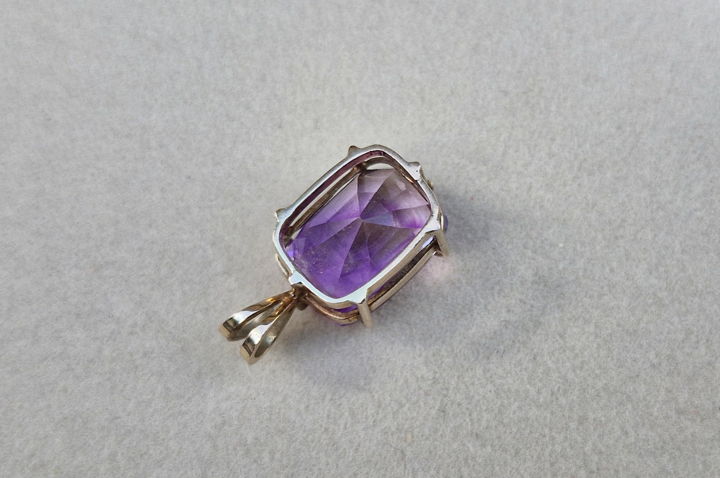 Natural Amethyst Pendant in 9ct Yellow Gold