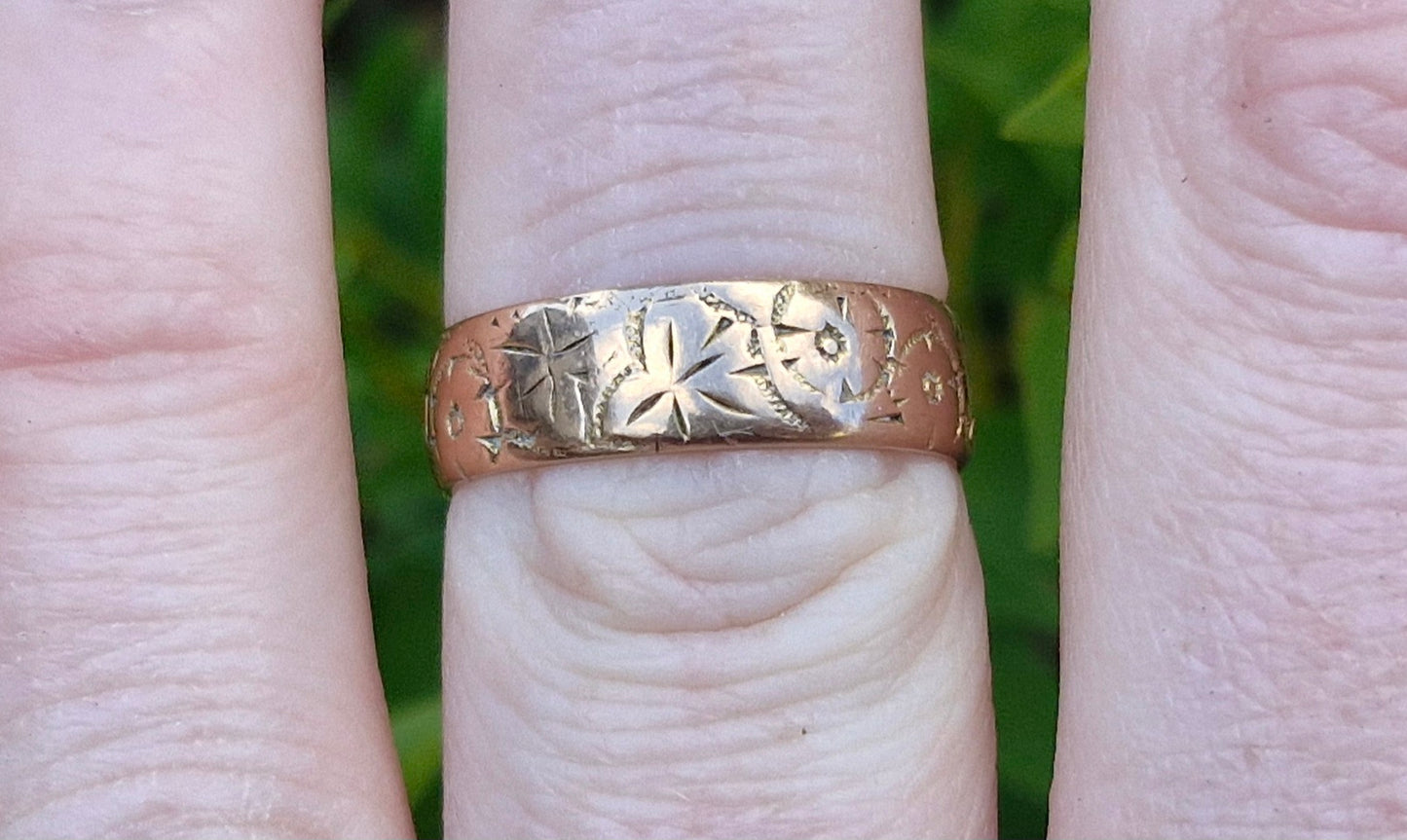Antique 9ct Rose Gold, Eternity Engraved Pattern - Size M 1/2