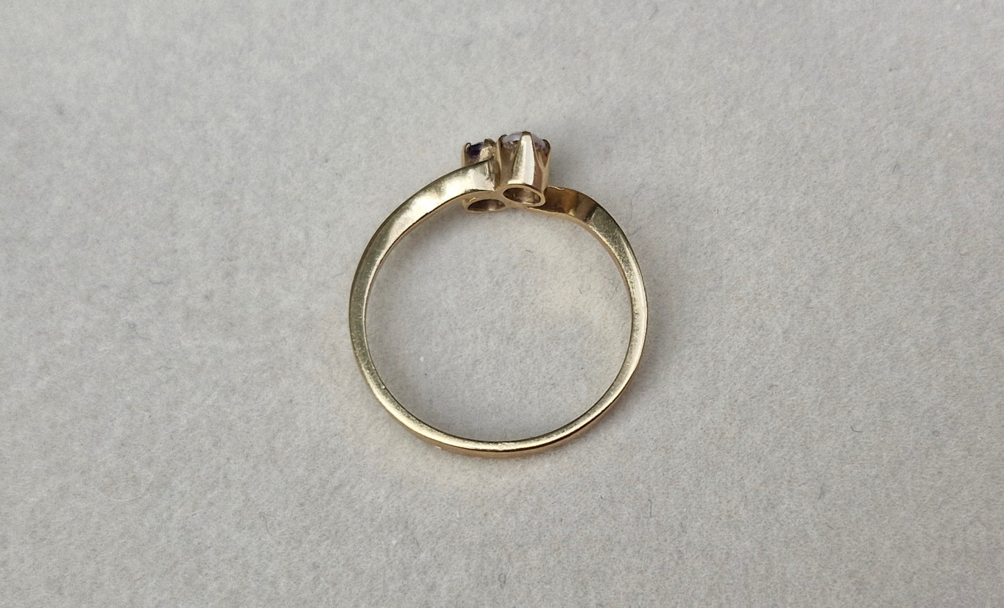 9ct Gold, Toi et Moi Amethyst & CZ Ring