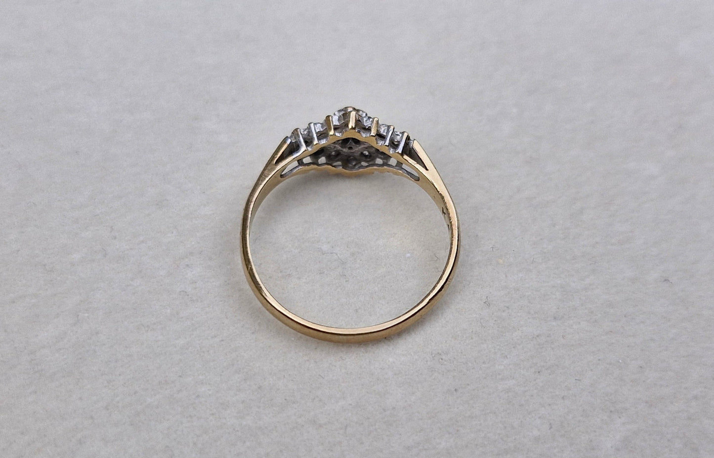9ct Gold Diamond Ring - Size O *Scrap Price*