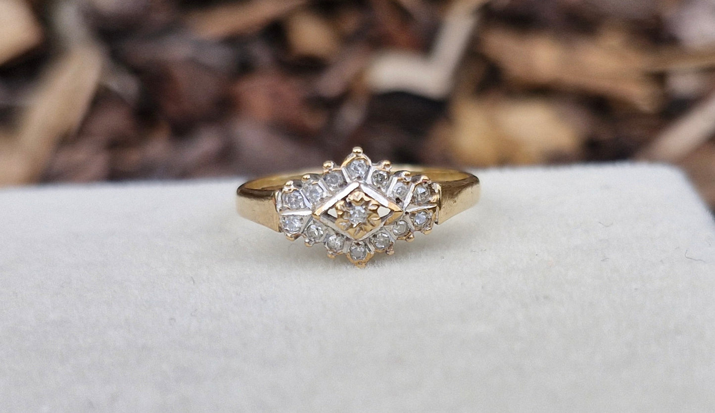 9ct Gold Diamond Ring - Size O *Scrap Price*