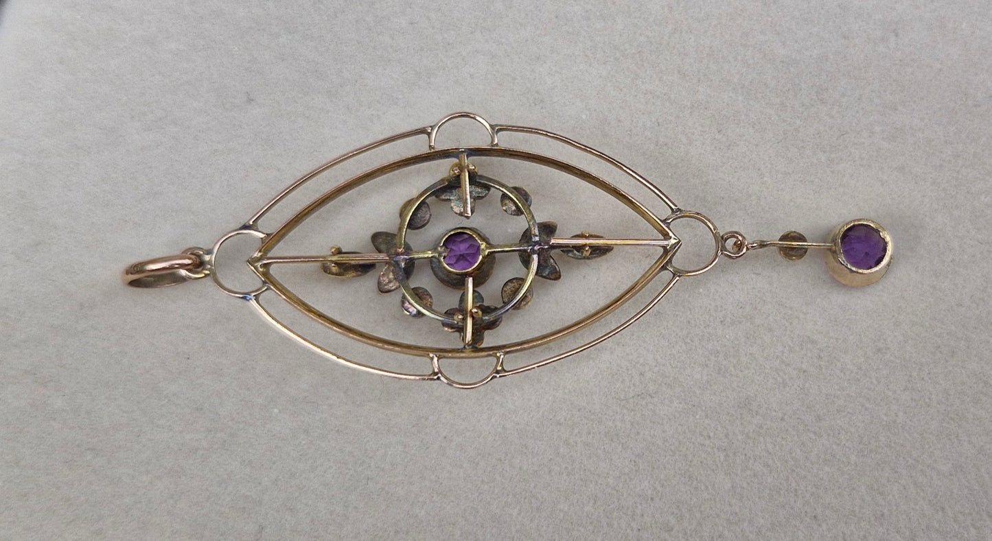 9ct Gold Antique Lavalier Pendant
