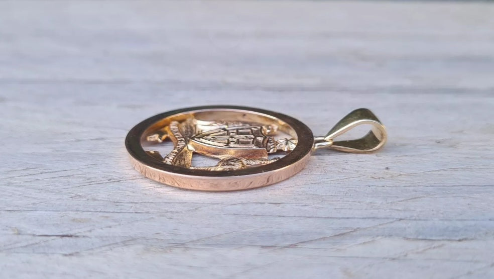 Highly Collectible Antique Willis & Sons, 9ct Rosy Gold Australiana Emblem Pendant