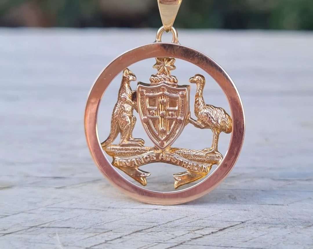 Highly Collectible Antique Willis & Sons, 9ct Rosy Gold Australiana Emblem Pendant