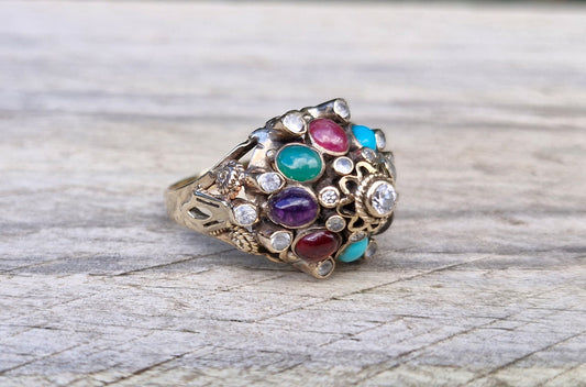 10ct Gold Vintage Thai Harem Ring - Size O 1/2