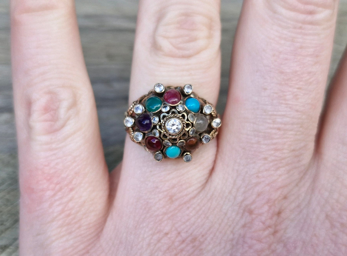 10ct Gold Vintage Thai Harem Ring - Size O 1/2