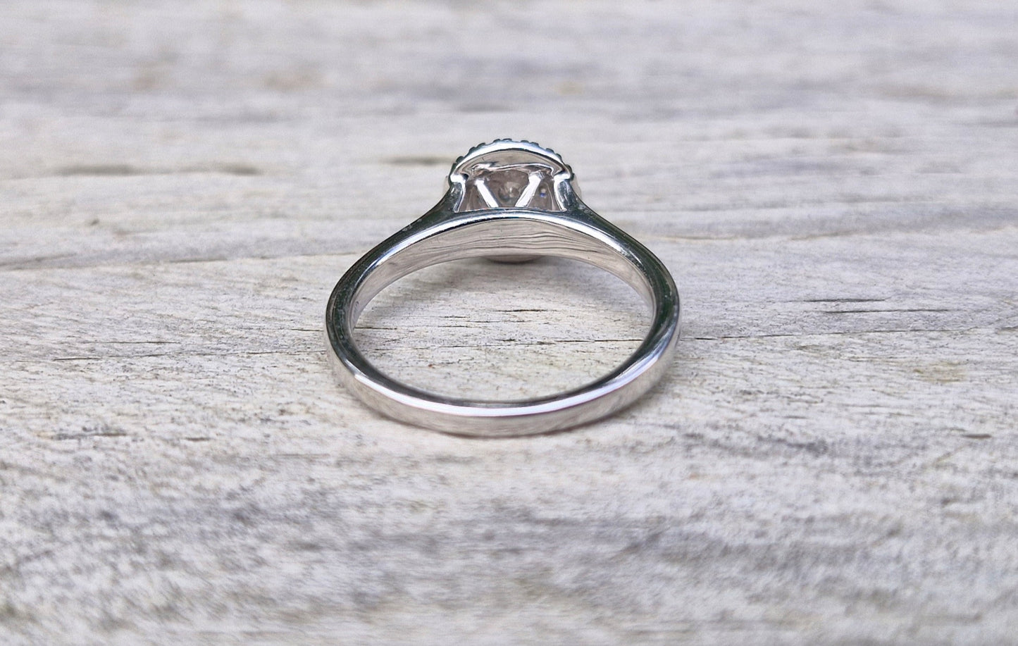 9ct White Gold Modern Diamond Halo Ring - Size O *Scrap Price*