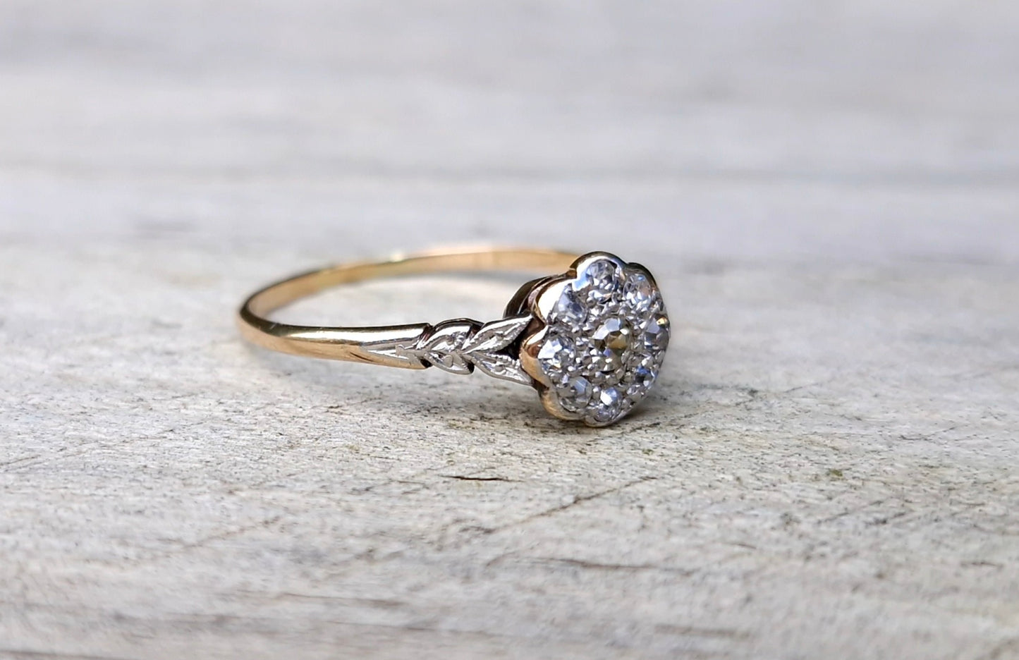 Edwardian 18ct Gold Daisy Diamond Ring - Size Q 1/2