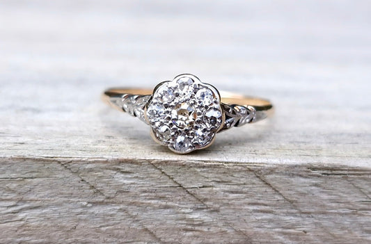 Edwardian 18ct Gold Daisy Diamond Ring - Size Q 1/2