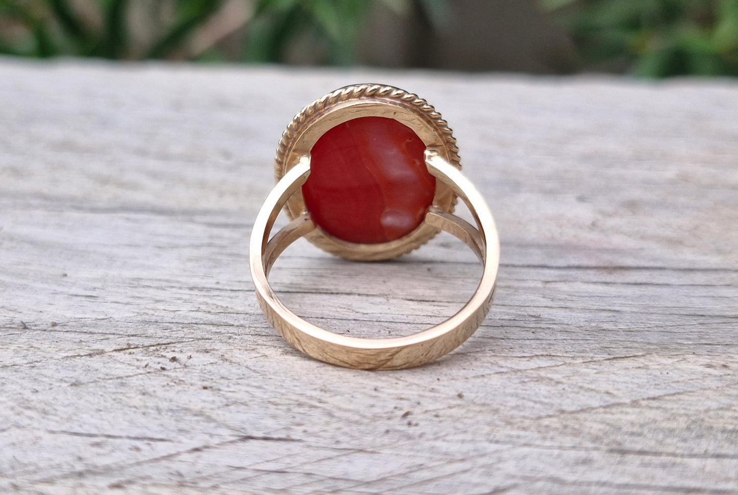 Vintage 9ct Gold Red Agate Ring - Size Q 1/2