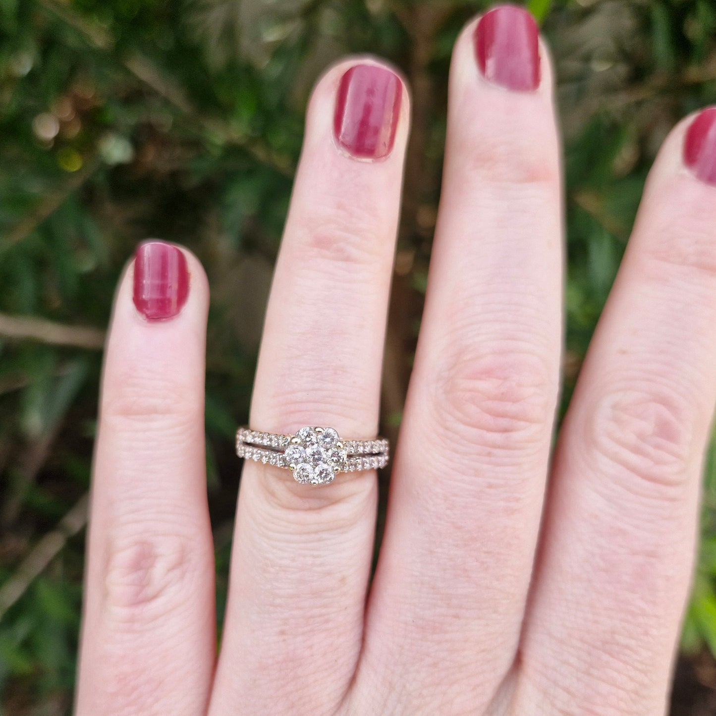 10ct Gold Diamond Ring - Size M