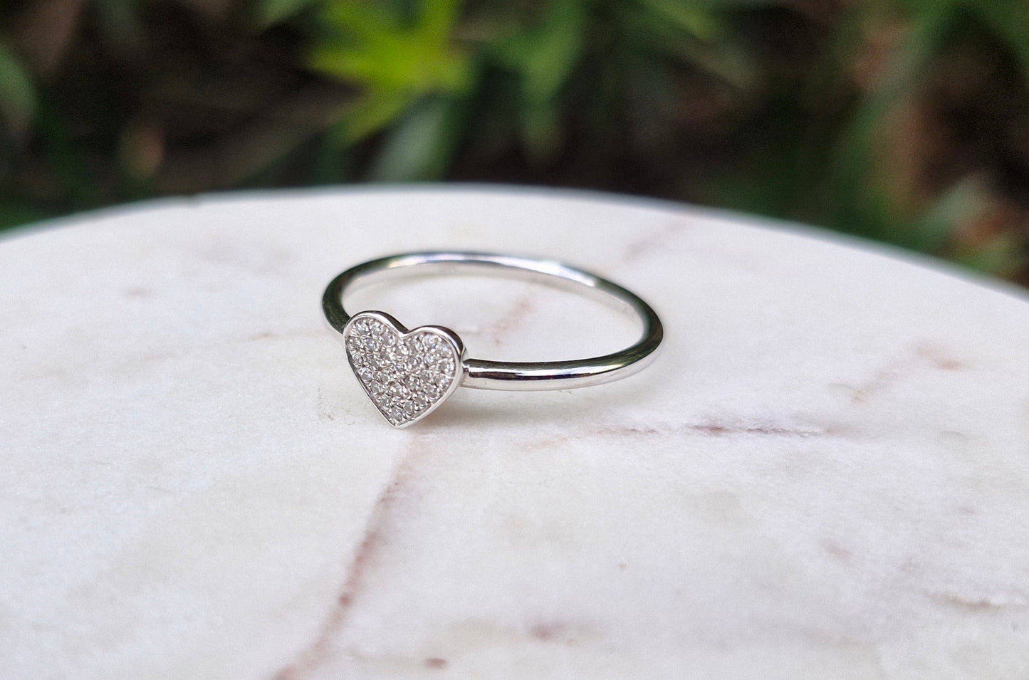 9ct White Gold Diamond Heart Ring - Size N 1/2 - *Scrap Price*