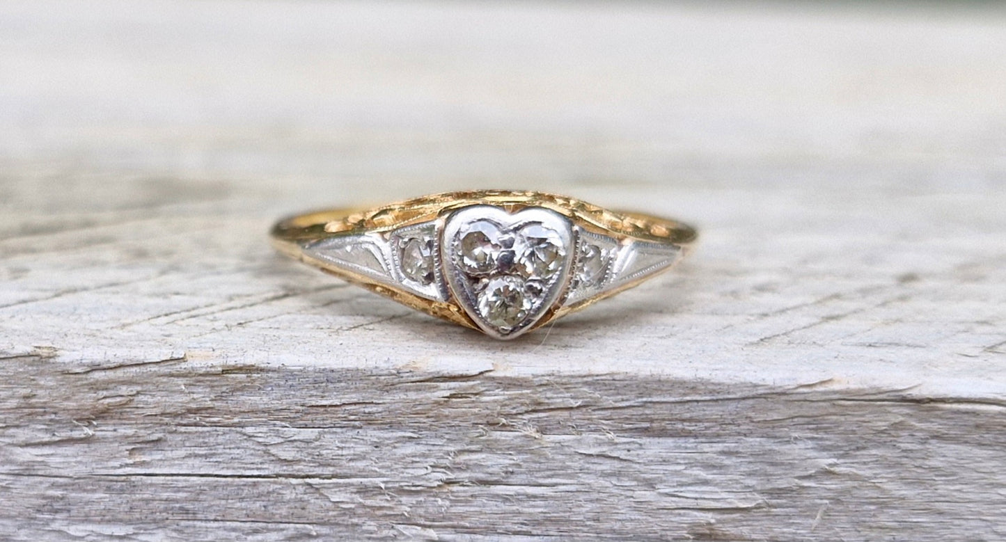 Vintage 18ct Gold Diamond Ring, Impressive Hand Engraved Shank - Size N 1/2