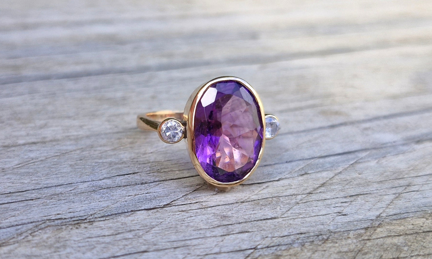 Fabulous 14ct Gold, Natural Amethyst and Diamond Ring - Size L 1/2