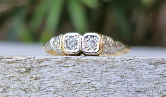 18ct Vintage Toi et Moi Diamond Ring - Size N 1/2 - *Scrap Price*