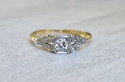 Australian History - 18ct Gold & Palladium Art Deco Diamond Ring - Size L 1/2
