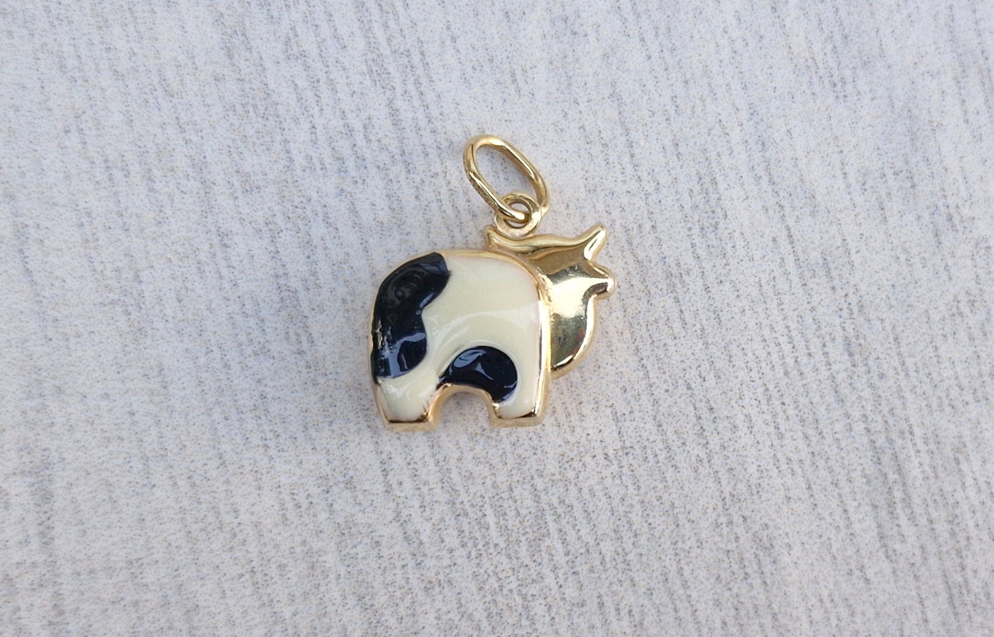 9ct Yellow Gold Enamelled Cow, Puffed Charm
