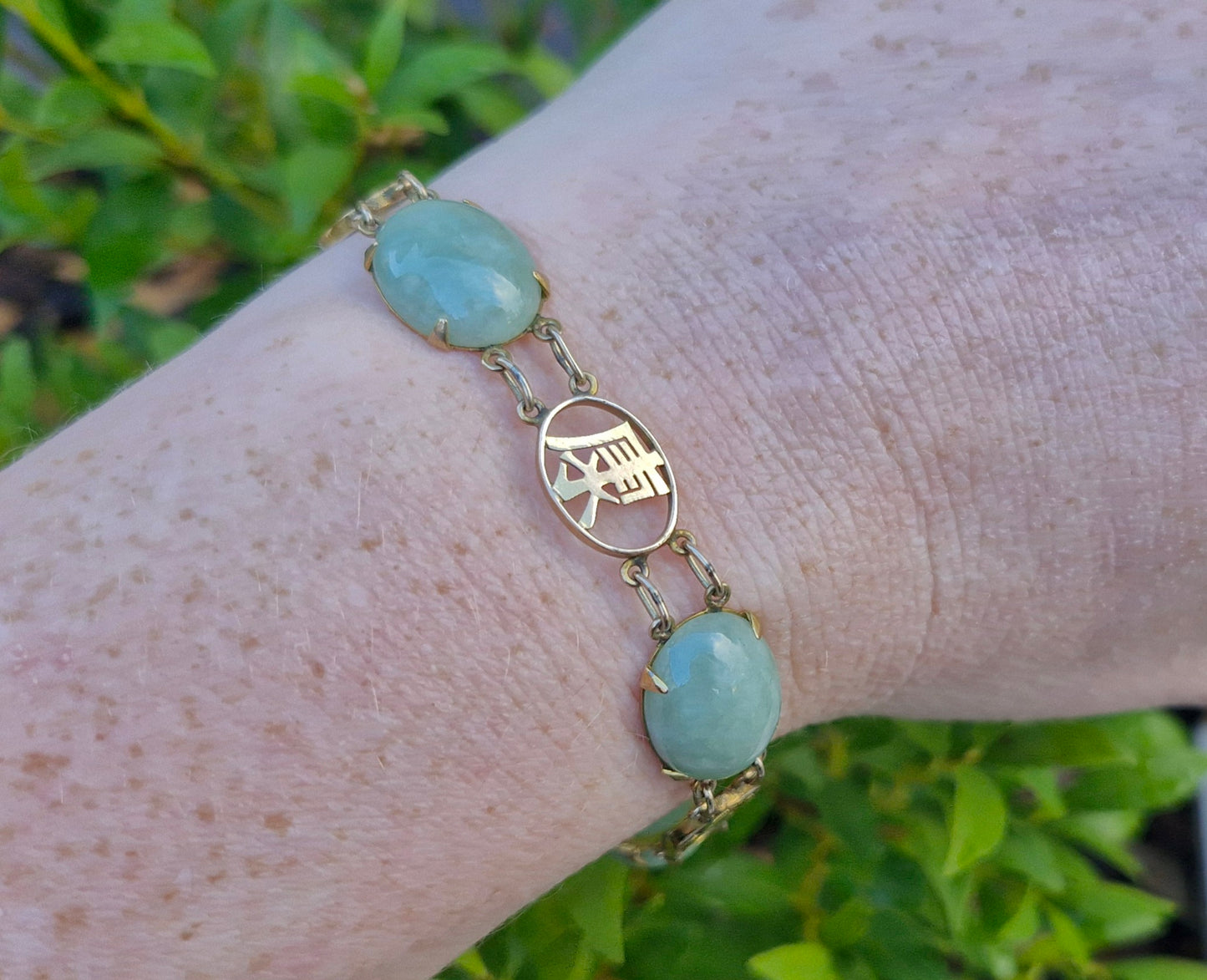 Natural Jade & 9ct Gold Featuring Chinese Characters