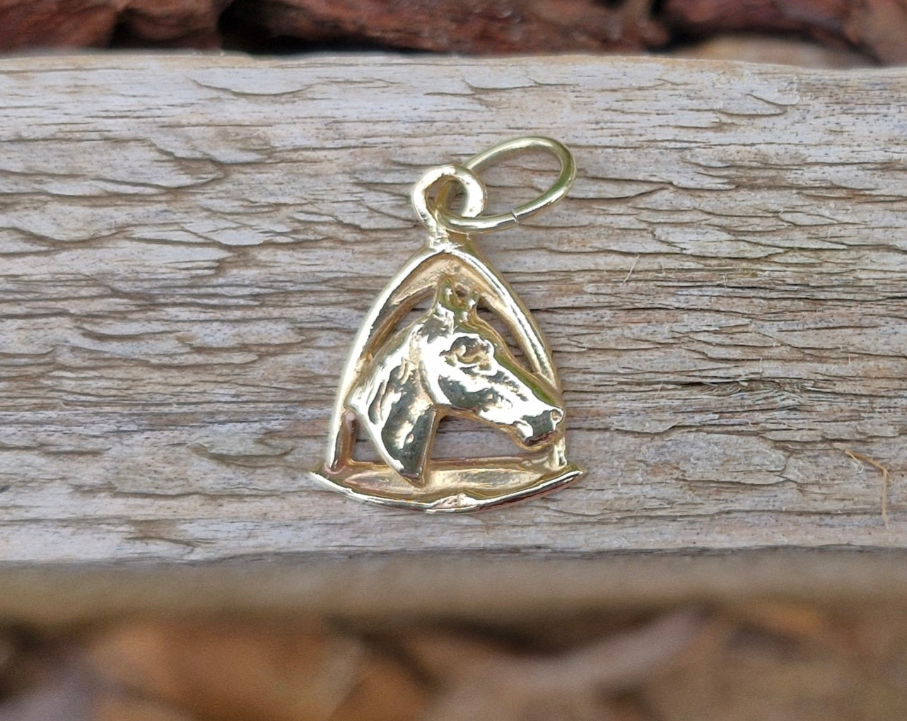 Equestrian Themed, 9ct Gold Vintage Horse Pendant or Charm