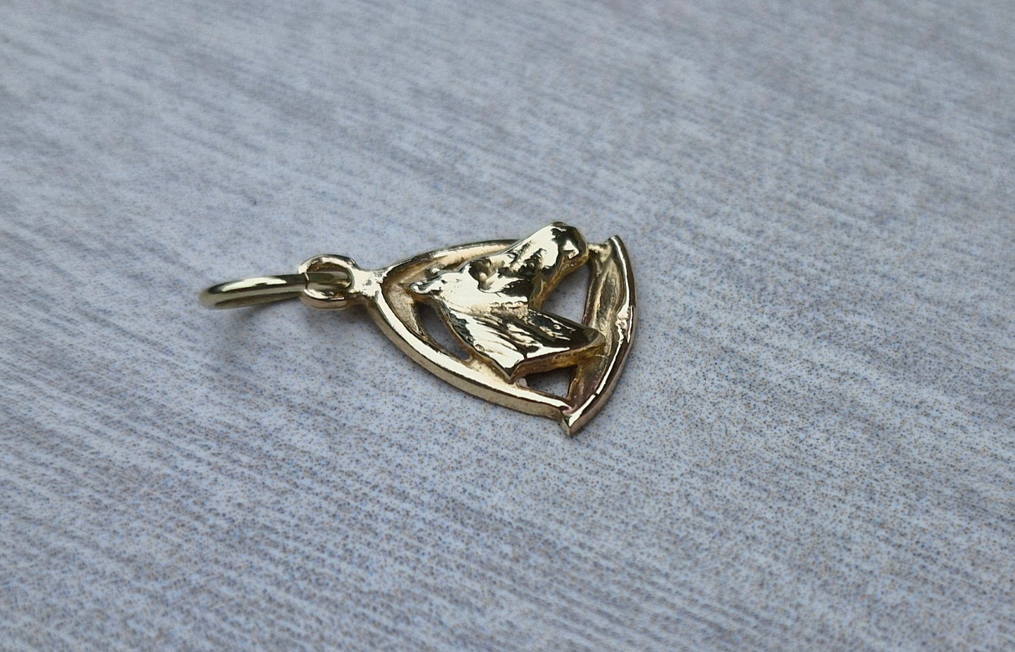 Equestrian Themed, 9ct Gold Vintage Horse Pendant or Charm