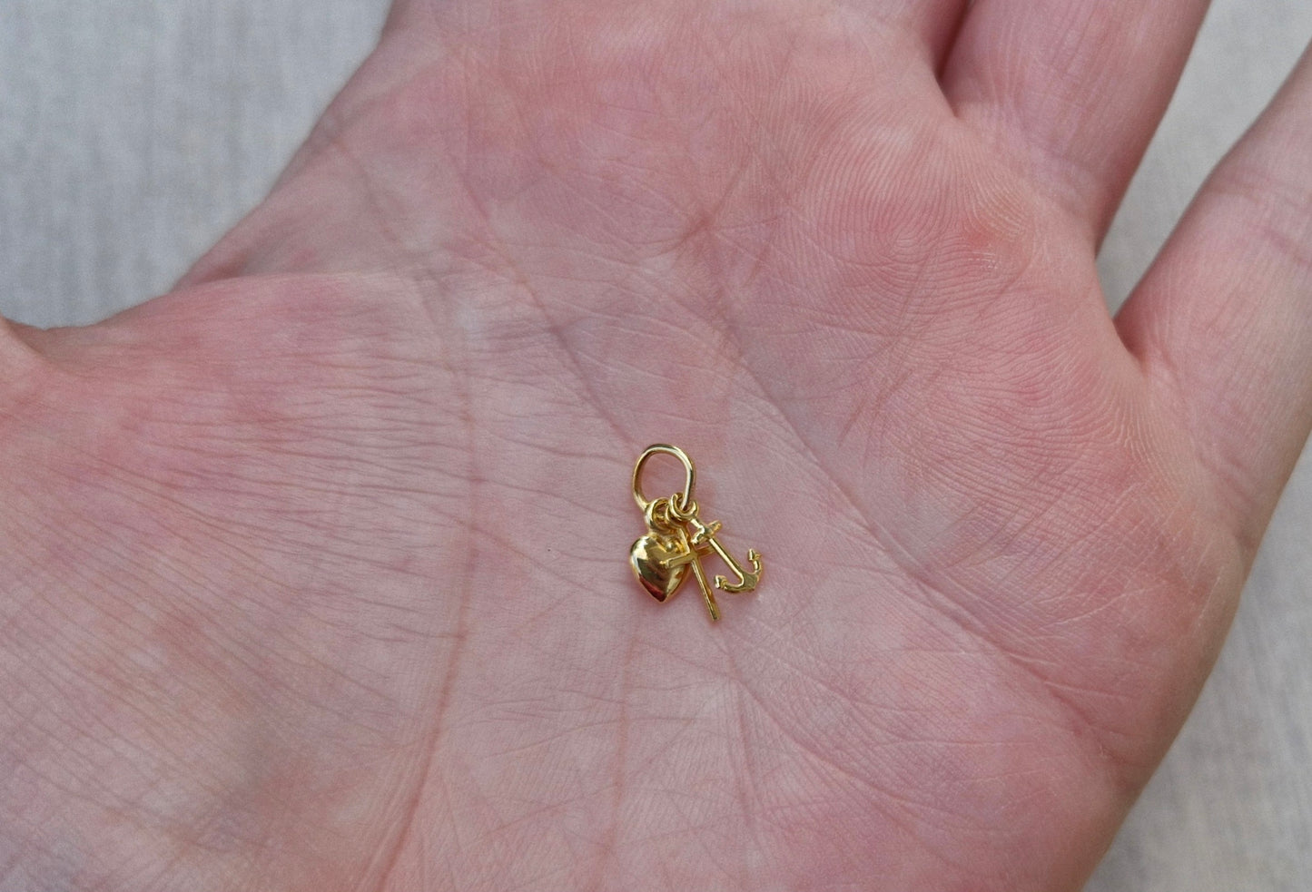 9ct Gold Dolphin & Faith, Hope, Charity - Charm for Bracelet