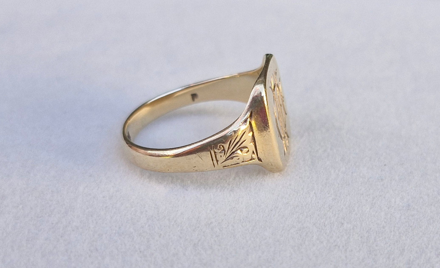 Vintage 9ct Gold Signet Monogram Ring - Size Q 1/2